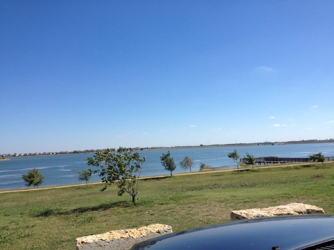 Lake Pflugerville